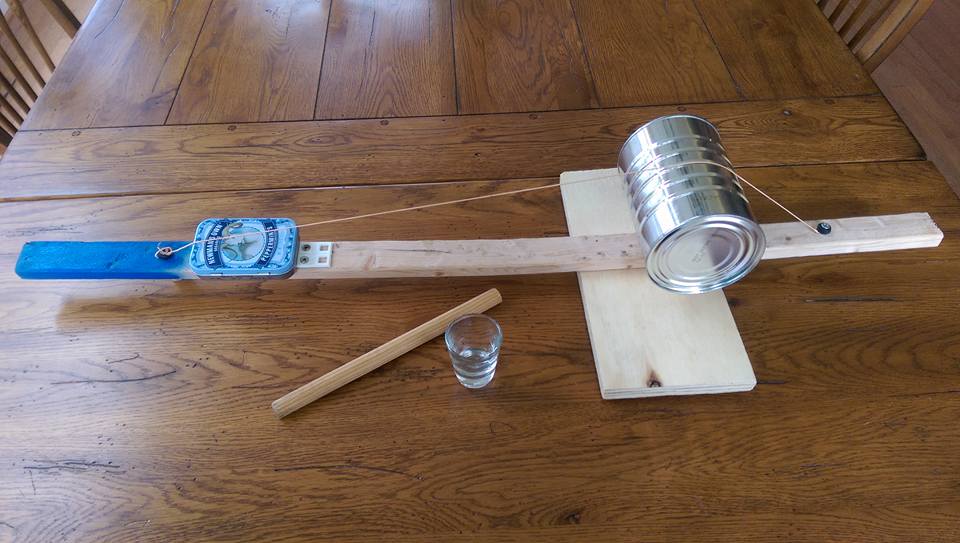 A different version, this time with a tin can and a mint tin