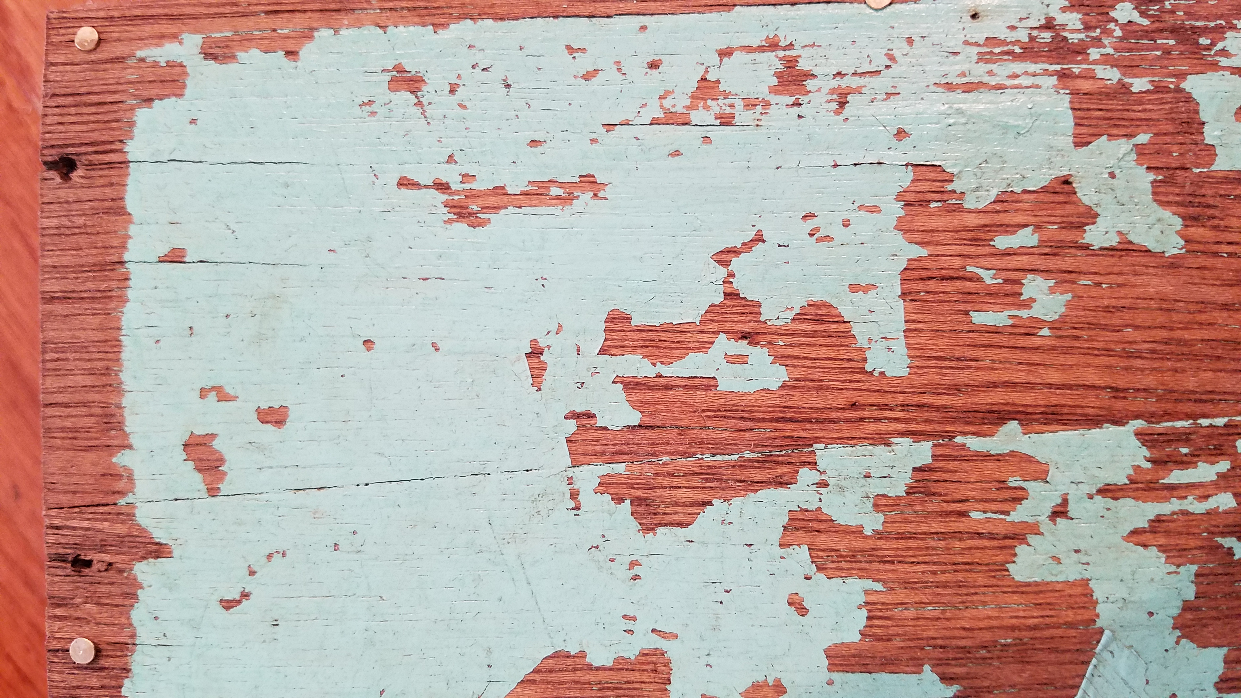 I love how the paint is chipping away