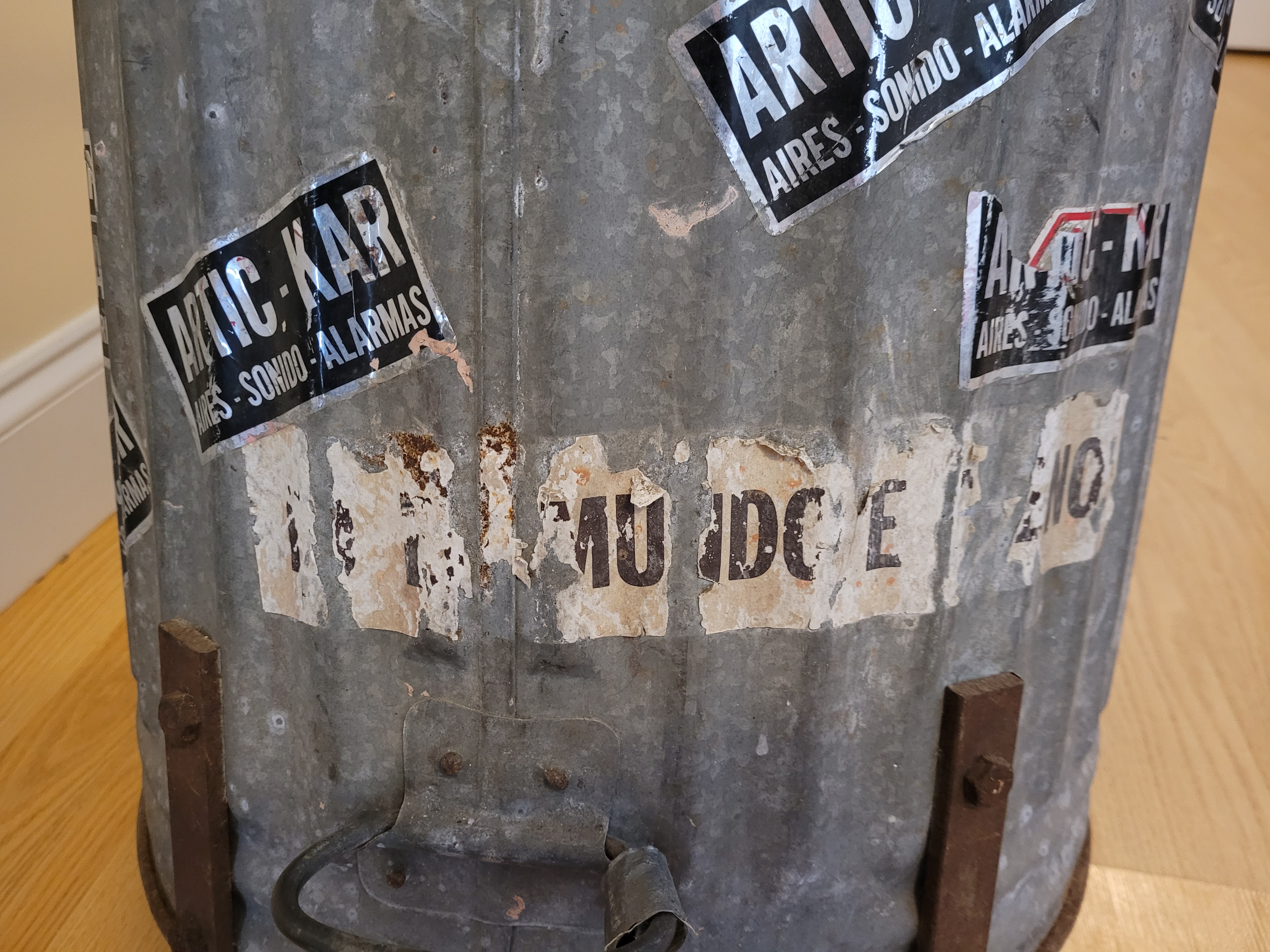 No clue what this sticker used to say