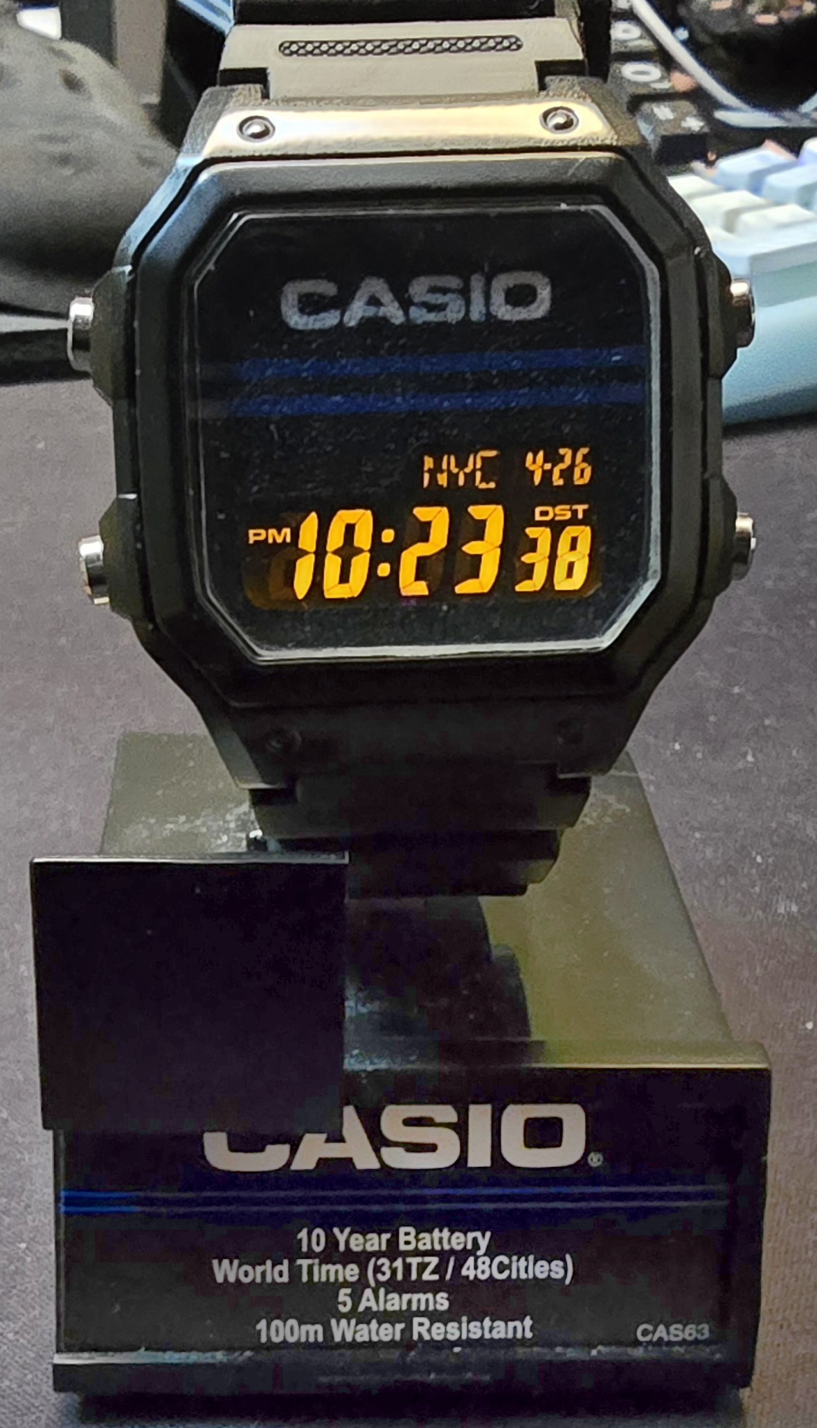 Nod to the watch stand