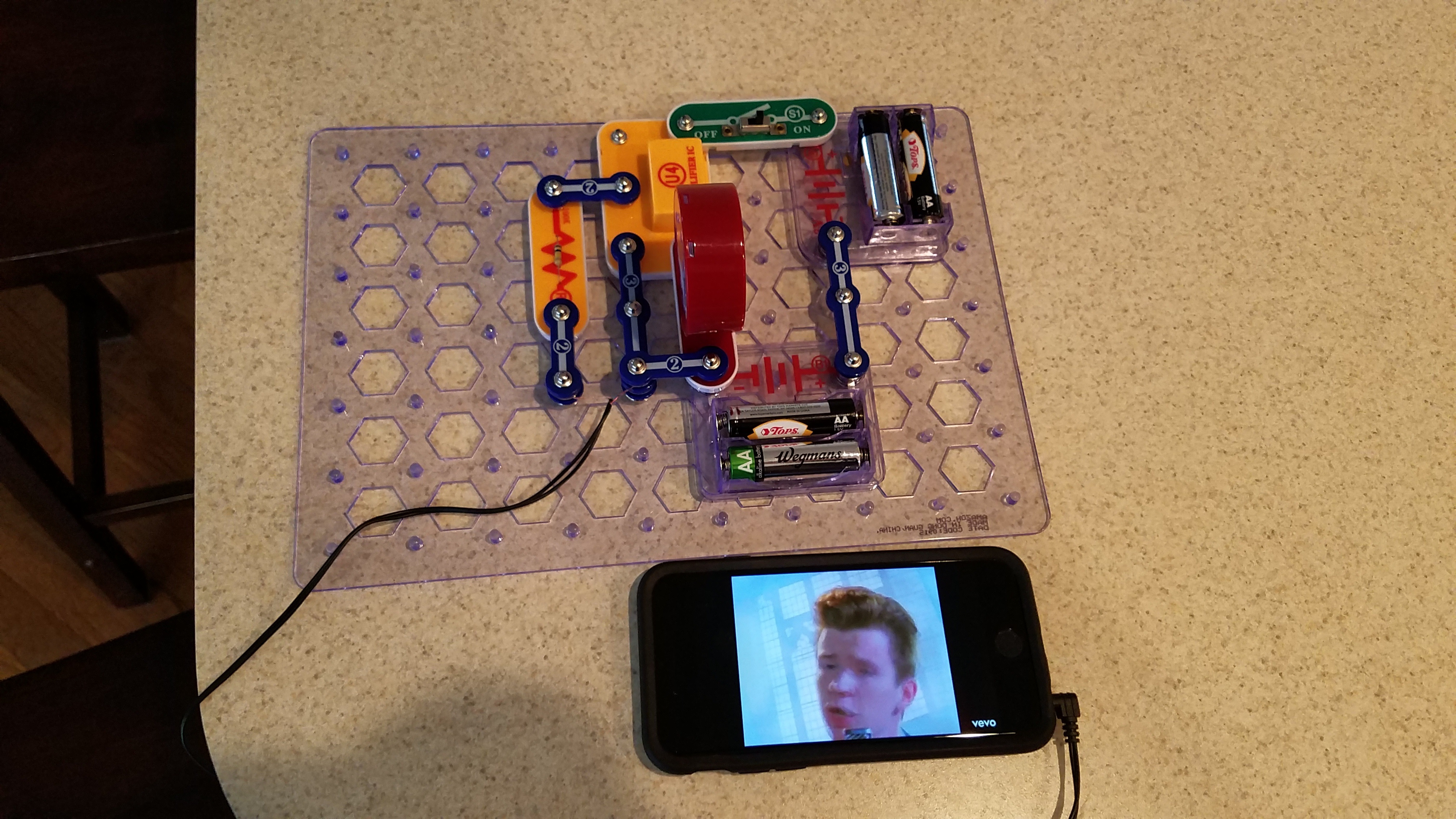 Never gonna give up making silly instruments and amps