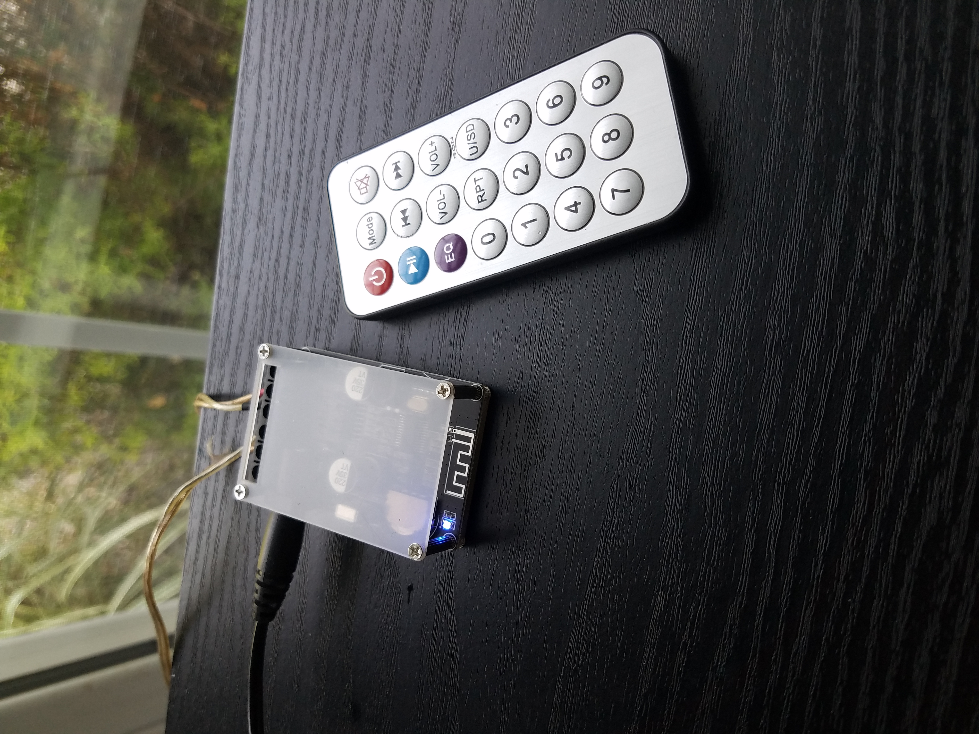 That’s the entire amp. Look at how small it is! Even came with a remote