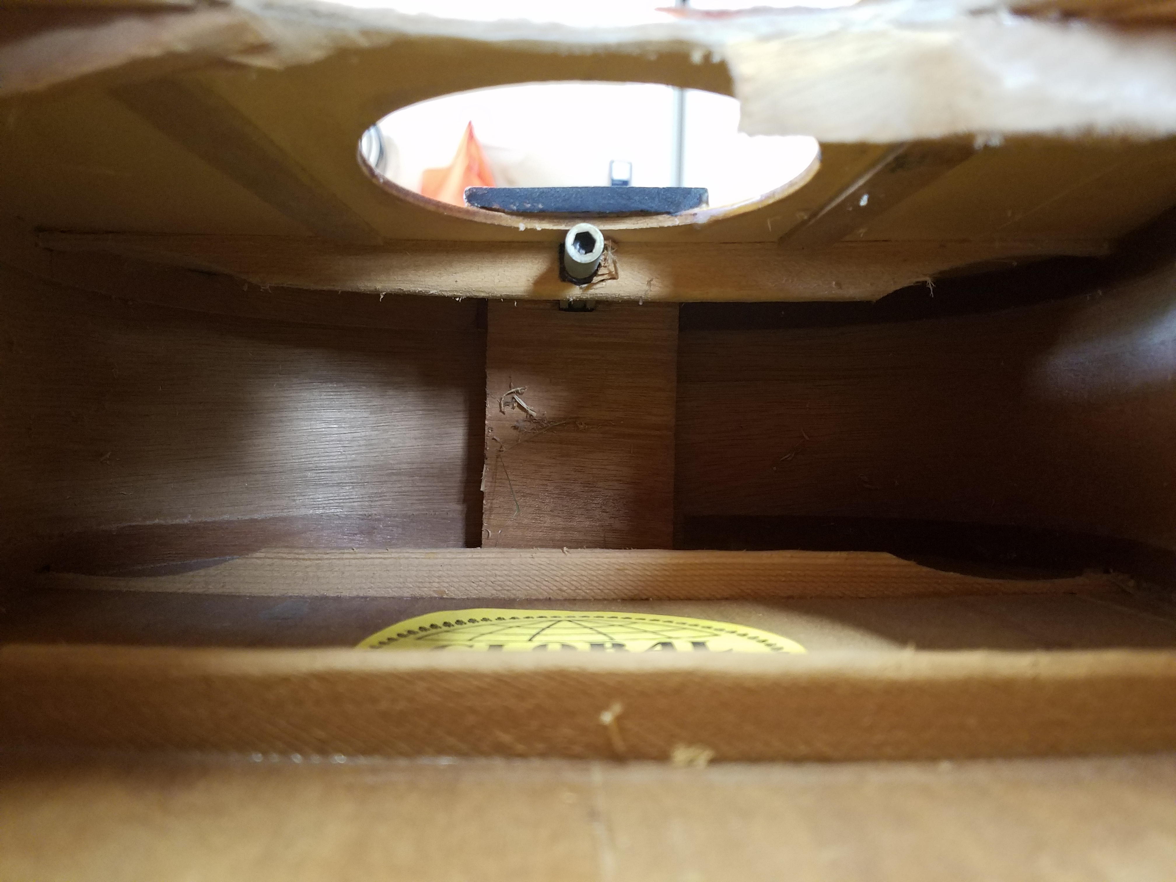 Here’s the inside of the guitar