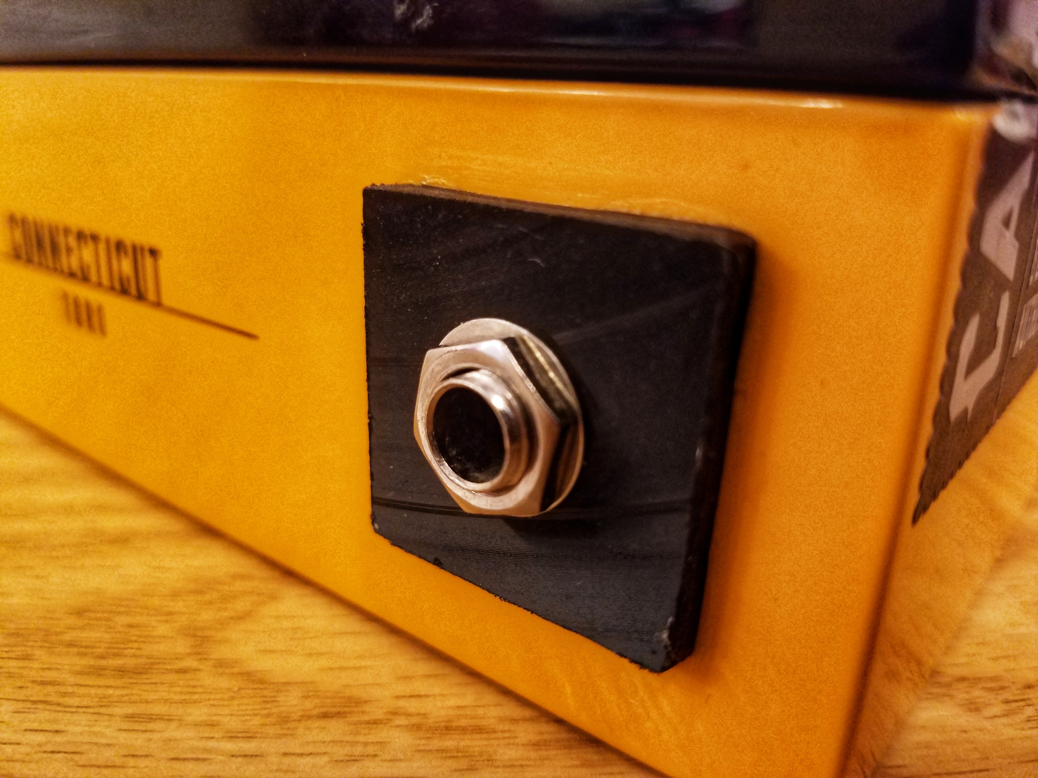 Vinyl record jack plate