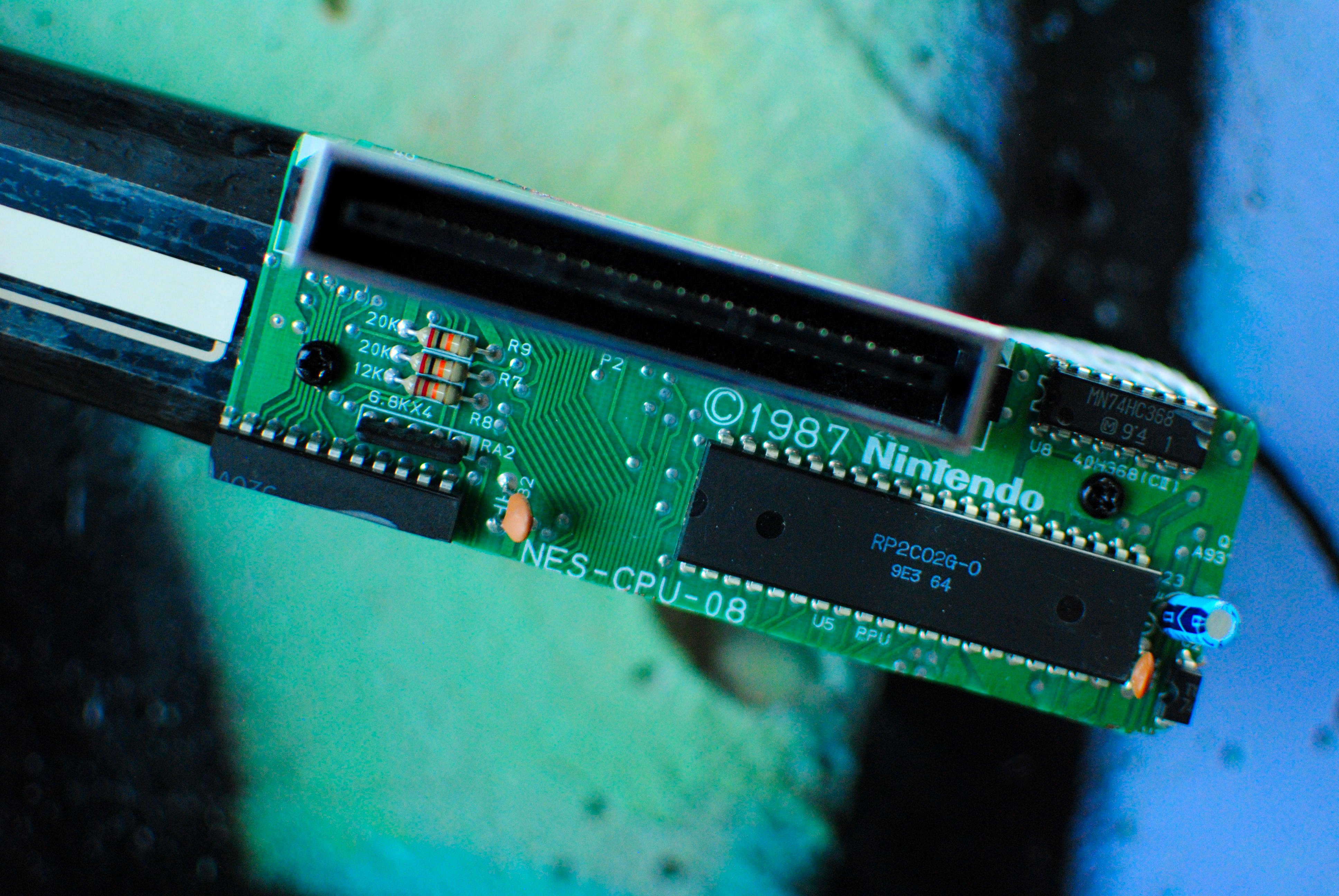 Headstock made from the circuit board