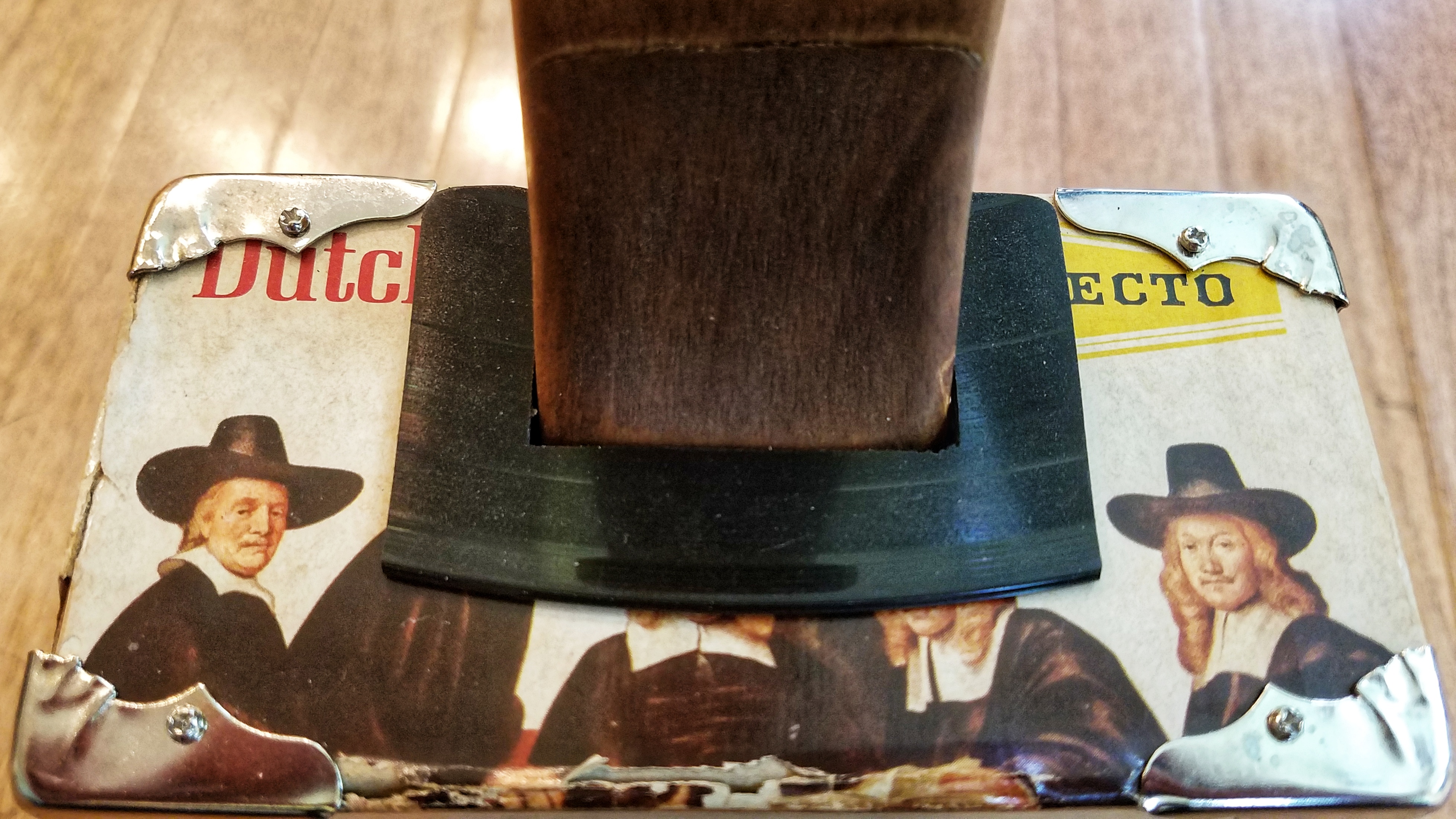 Cover made from vinyl record